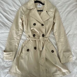 New without tags beige pea coat from Nordstrom. Size Medium. Great condition.